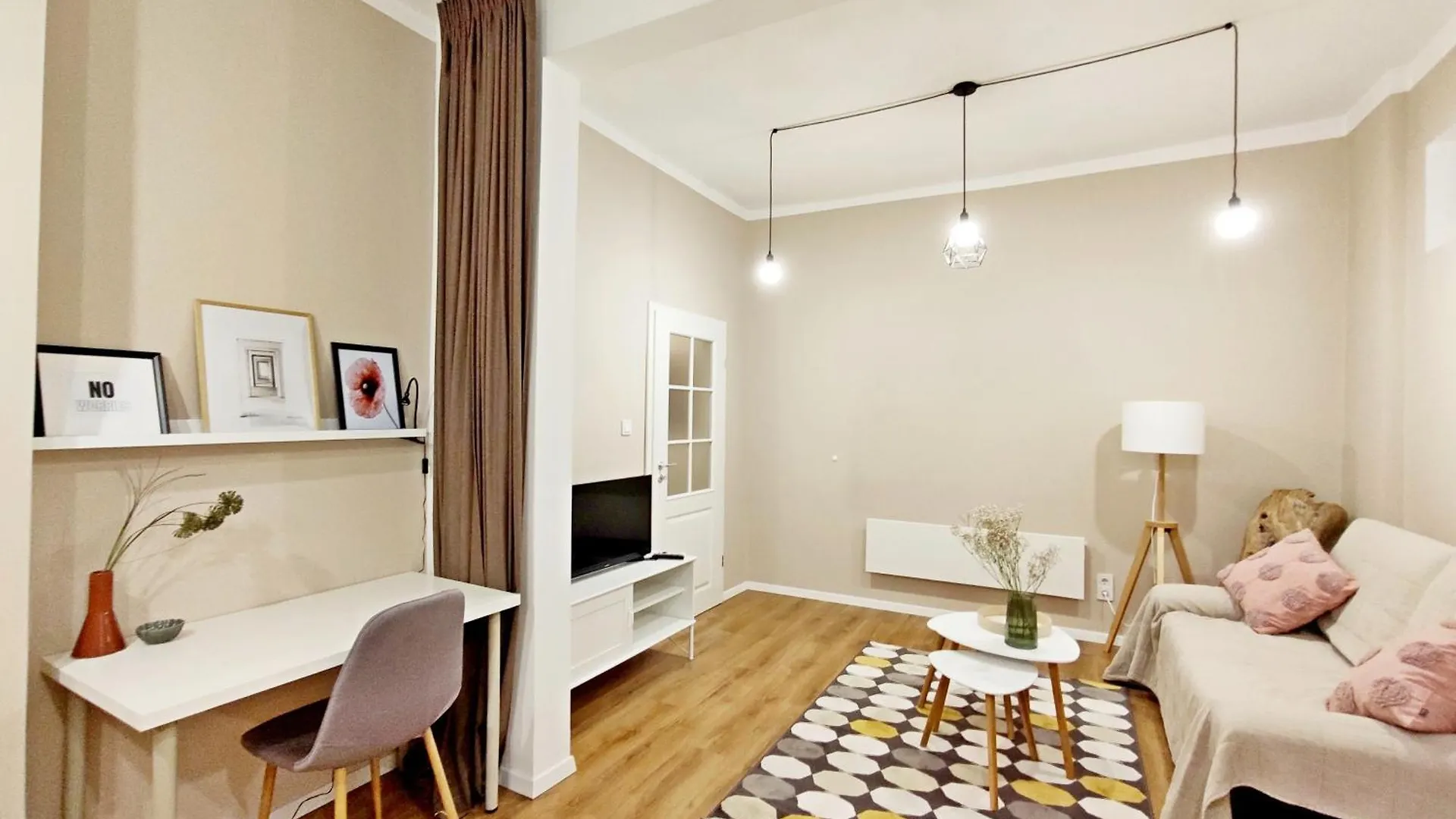 Apartment Top Centre 1 Bedroom Apt Next To Vitosha Blvd. Sofia